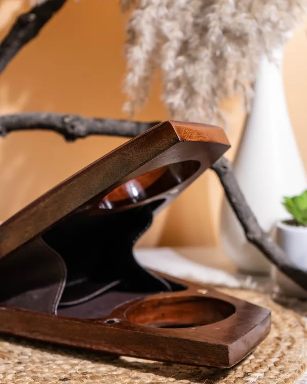 Arbour_Arc_Wooden_Clutch